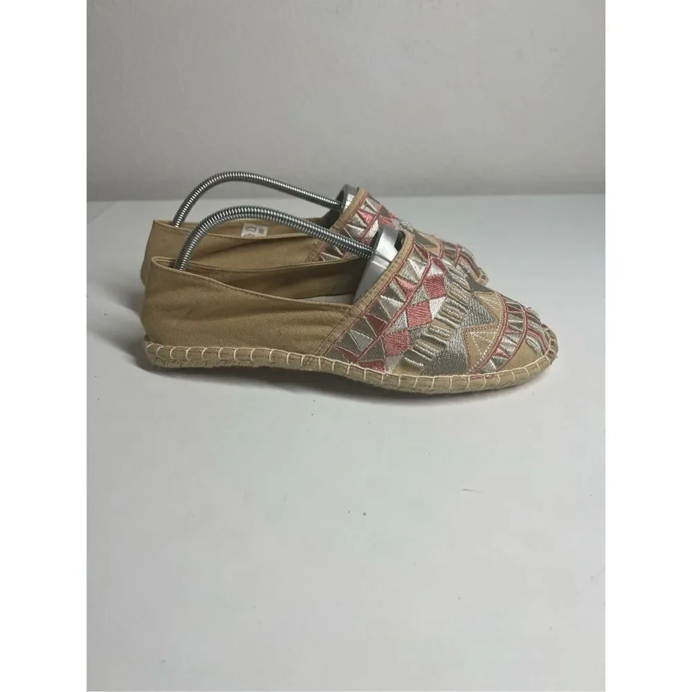 Cube bohemian embroidered